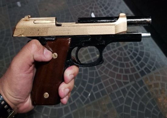 Preso pela Força Tática e Rocam portava pistola carregada