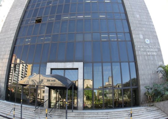 TRT de SP abre concurso para 320 vagas com salários de até R$ 11 mil