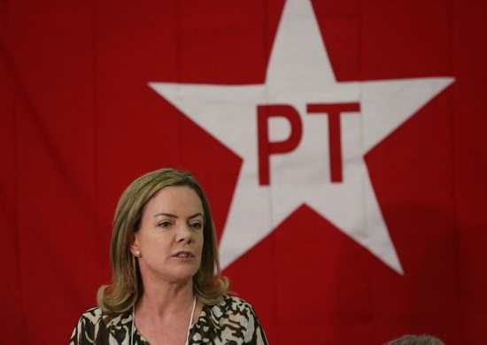 Com Lula preso, PT transfere sede para Curitiba