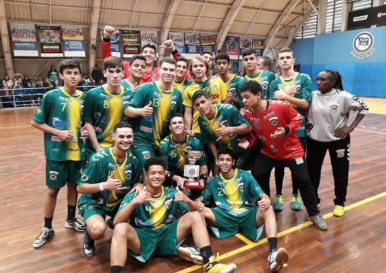 Hérkules-Guarulhos é vice-campeão da Taça Paulistana de Handebol