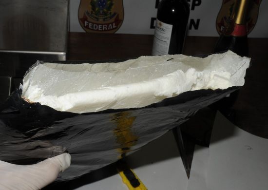 PF prende passageiro de 72 anos com 2 kg de cocaína no Aeroporto de Guarulhos