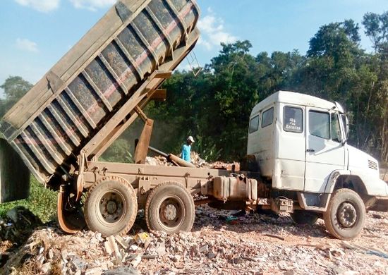 Prefeitura apreende veículos e multa proprietários em R$102 mil