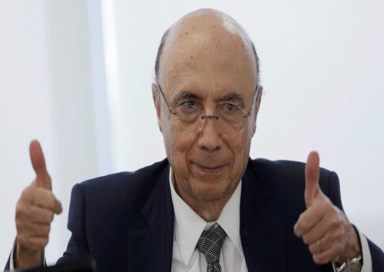 Meirelles lança vídeo de campanha com sorrisos e animais de estimação