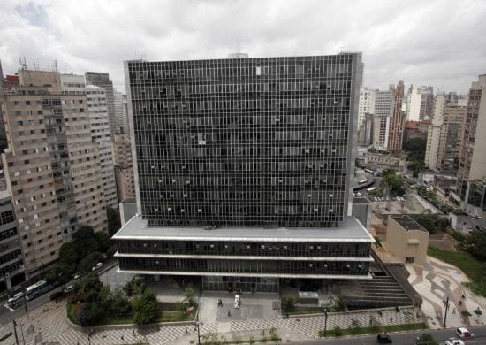 Câmara de SP aprova bônus de até R$ 16 mil por mês para servidores