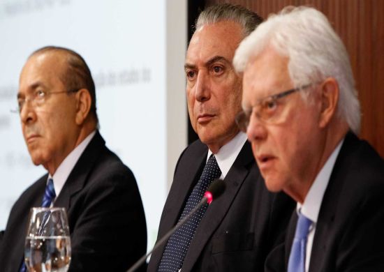 PF pede prorrogação de inquérito contra Temer, Padilha e Franco