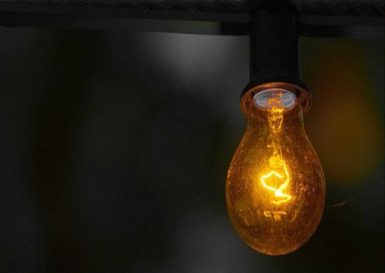 Conta de luz: maio começa com bandeira tarifária mais cara