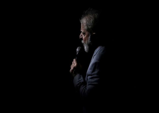 Ministros do TSE avaliam impugnar ‘de ofício’ candidatura de Lula