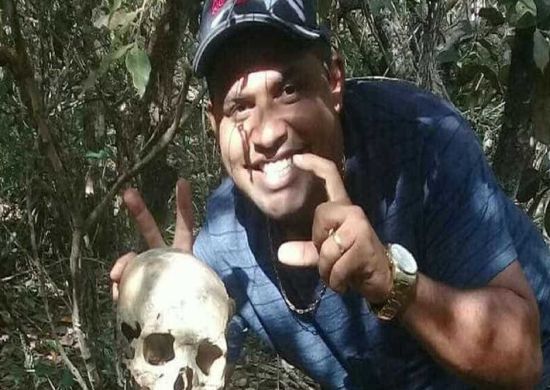 Suspeito de assassinatos mostrava fotos dos cadáveres na internet