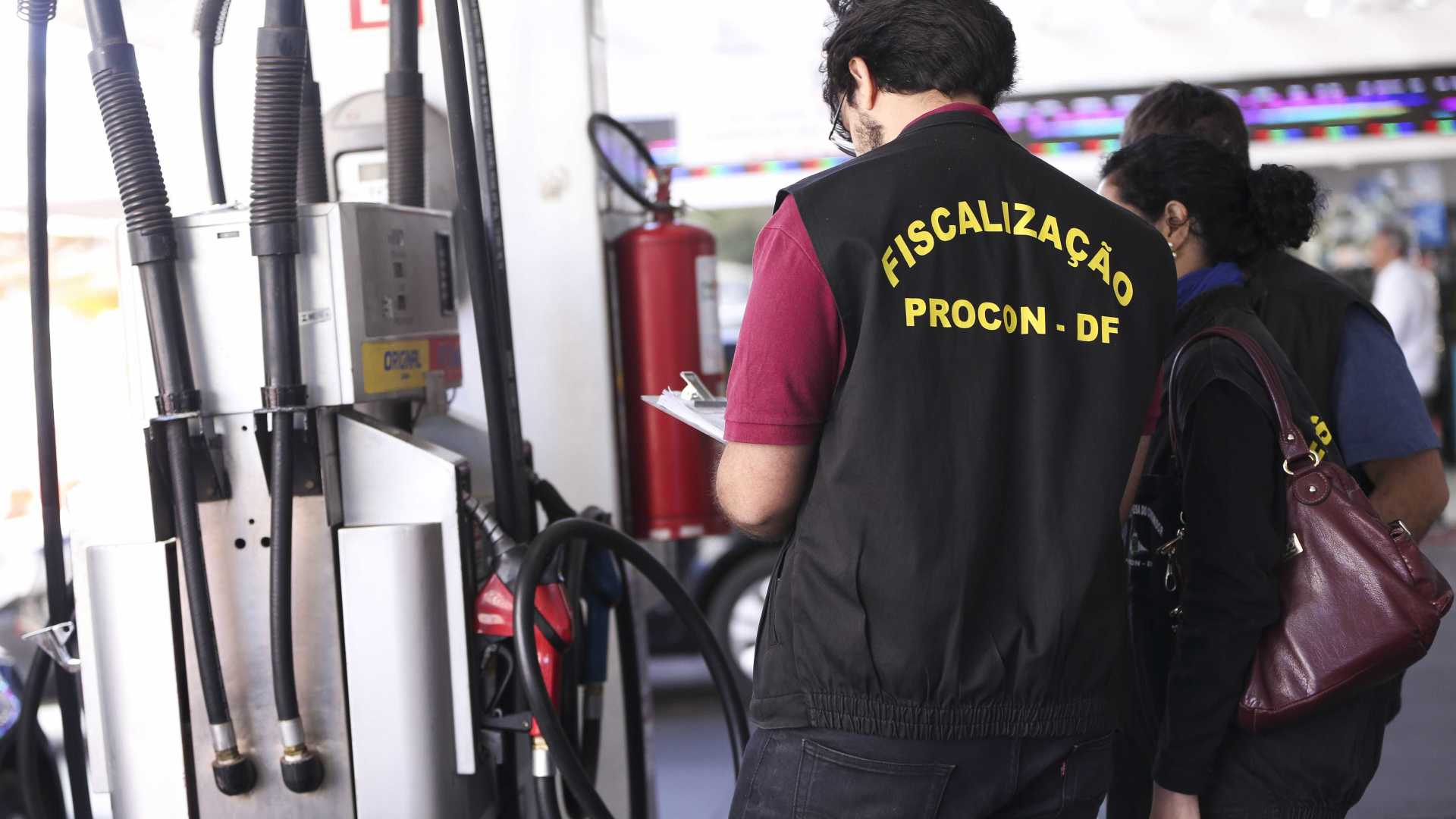 Procon orienta denúncias contra aumento de combustíveis sem justa causa