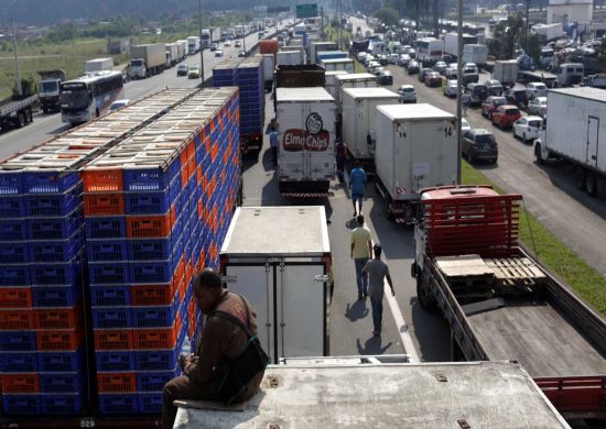 Desbloqueio de rodovias que dão acesso a aeroportos será prioridade