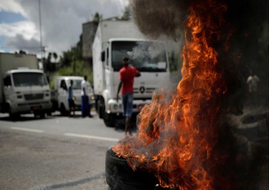Líder dos caminhoneiros desafia governo: ‘Vai correr sangue’