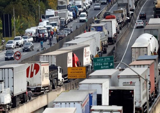 Fecombustíveis diz abastecimento está crítico em 24 estados