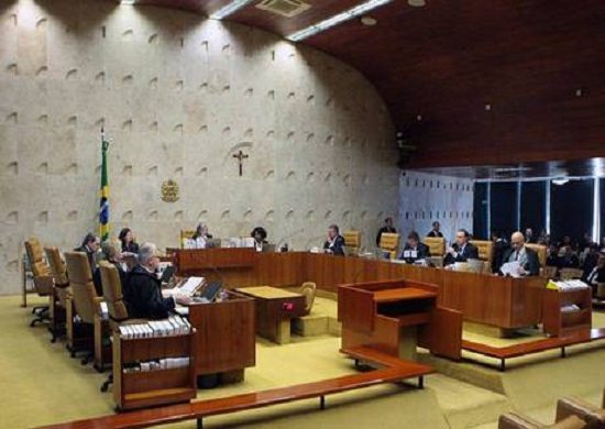 STF limita foro privilegiado de deputados e senadores
