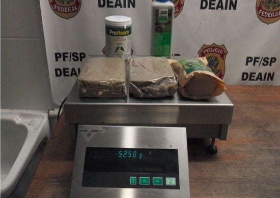PF apreende mais de 10 quilos de drogas e prende três estrangeiros no aeroporto de Guarulhos