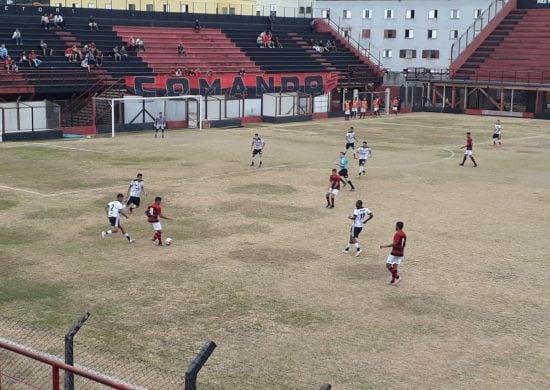 Flamengo Guarulhos domina, não sofre sustos e vence o Amparo!
