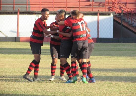 Flamengo Guarulhos engata quinta vitória e pula pra vice liderança!