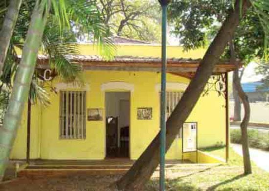 Encontro de samba é destaque da programação da Casa Amarela