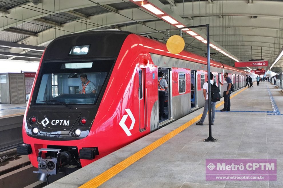 Trem de Guarulhos passar a funcionar em horário comercial com lentidão