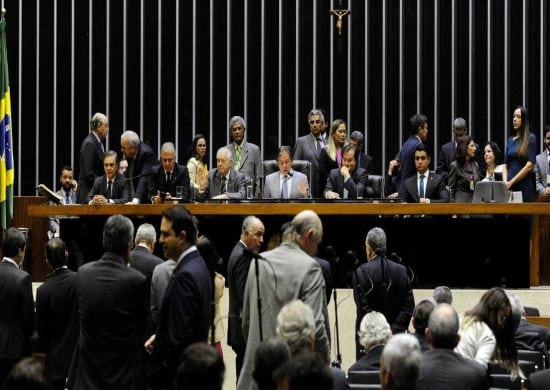 Descrédito nos partidos atinge 8 em cada 10 brasileiros