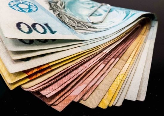 Primeiro lote de restituição do IRPF: o que fazer com o dinheiro?