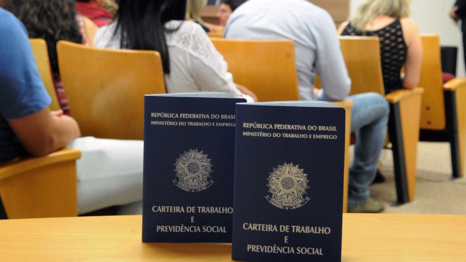 Abono antigo do PIS será liberado na quinta(26)