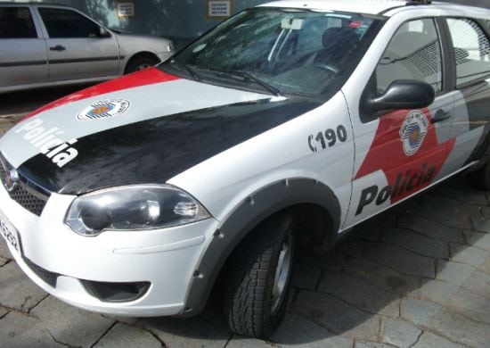 HOMEM MATA PAI E IRMÃ A FACADAS E É LINCHADO EM GUARULHOS