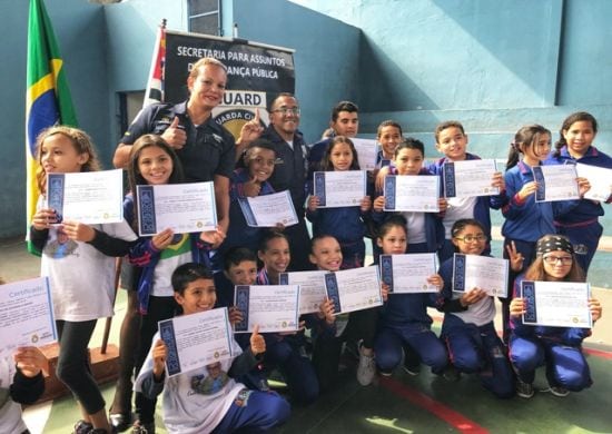 Projeto GUARD promove formatura para alunos da Rede Municipal