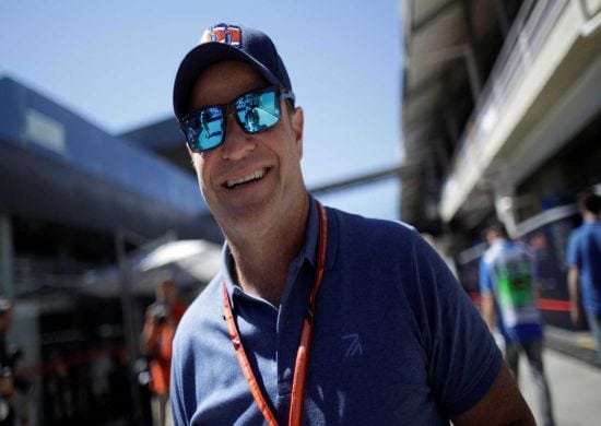 Barrichello vence a Corrida do Milhão, da Stock Car, pela segunda vez