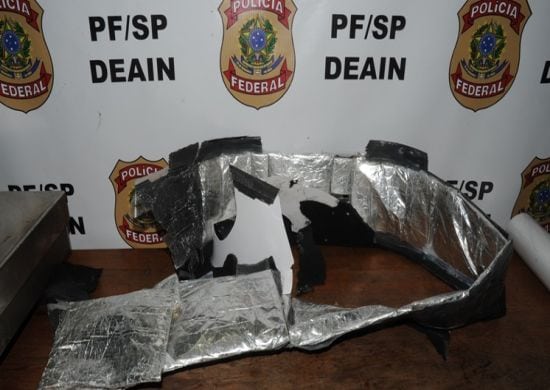 Boliviana é presa com drogas no aeroporto de Guarulhos