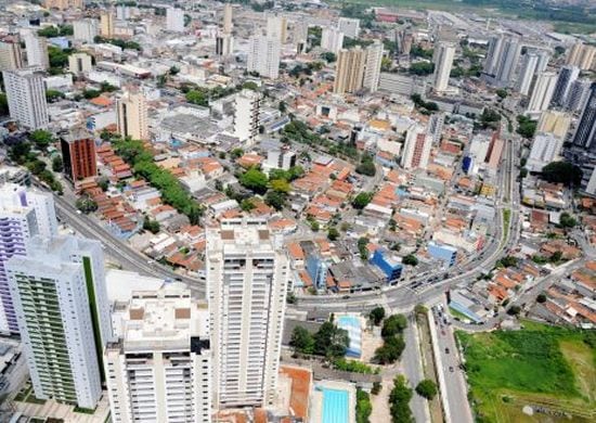 Proguaru inicia programa de recapeamento em vias da região central