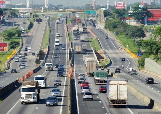 Via Dutra terá interdições nos dois sentidos a partir de hoje(13)
