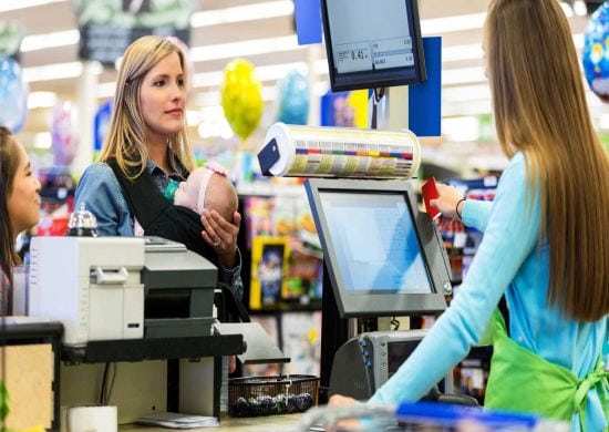 Mutirão do emprego oferece 2 mil vagas no setor de comércio em SP