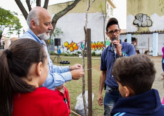 Prefeitura revitaliza praça na Vila São Jorge, em parceria com ONG