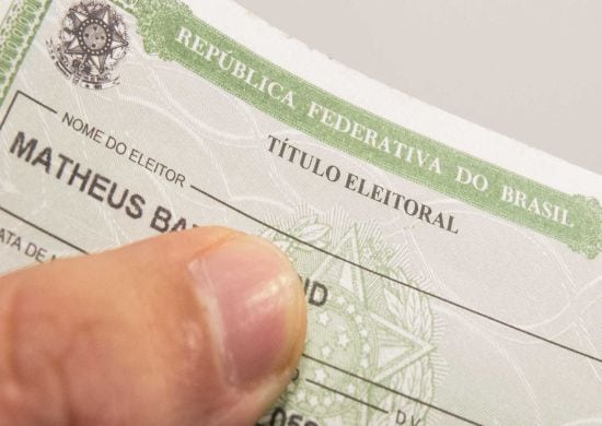 Prazo para pedir título fora do domicílio eleitoral acaba hoje
