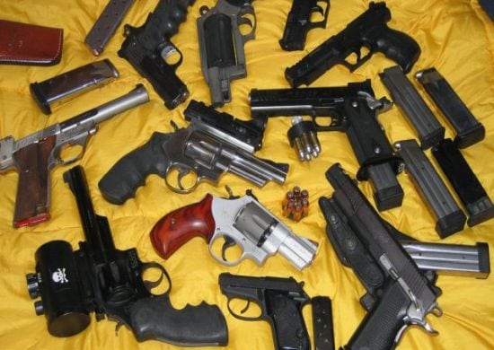 875 armas de policiais de SP foram roubadas ou furtadas em 5 anos