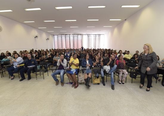 Adamastor recebe formatura de 230 alunos de cursos profissionalizantes