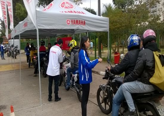 Semana Nacional do Trânsito prossegue com ação para motos nesta quinta