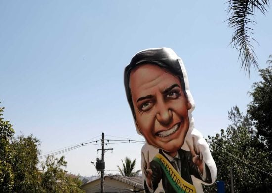 Bolsonaro lidera em pesquisa CNT/MDA, seguido por Haddad e Ciro