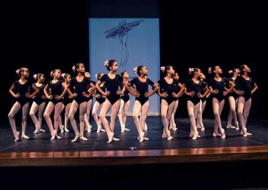Bailarinas do EducaDança participam de pré-seleção do Teatro Bolshoi