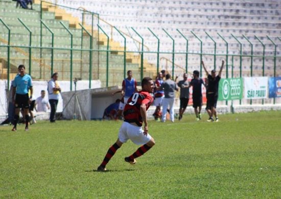 Flamengo Guarulhos cria as melhores chances e vence a Francana fora de casa