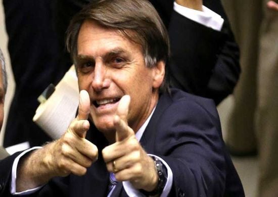 TSE ordena Facebook a retirar do ar publicação sobre Bolsonaro