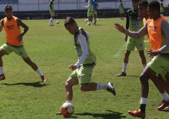Luanderson fora da decisão contra o Flamengo de Guarulhos