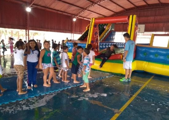 EPG Antônio Gonçalves Dias promove semana da criança com muita diversão