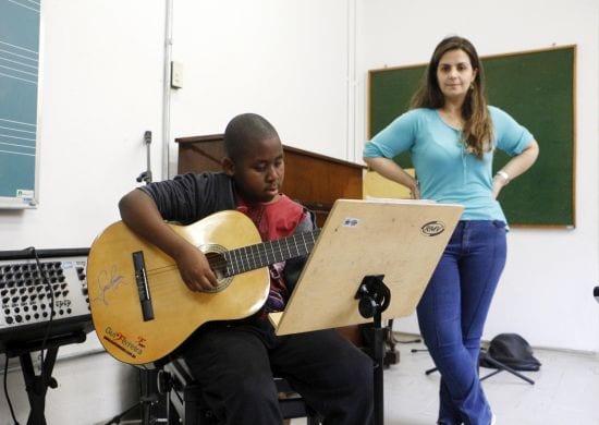 Conservatório oferece aulas gratuitas de Musicalização para crianças e jovens
