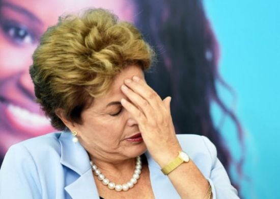 Tida como favorita, Dilma perde eleição para o Senado