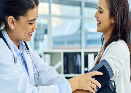 Pressão arterial elevada? Siga esta dica e reduza risco de hipertensão