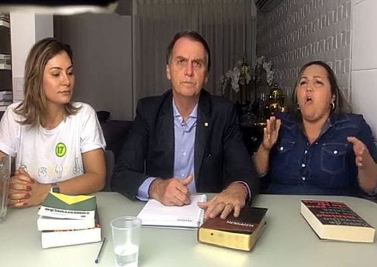 Bolsonaro desembarca amanhã em Brasília