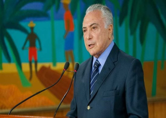 Temer deve sancionar reajuste de 16,38% para o Supremo até esta quarta