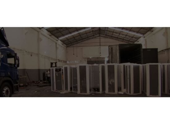 Quadrilha rouba caminhão com geladeiras da Black Friday em Guarulhos