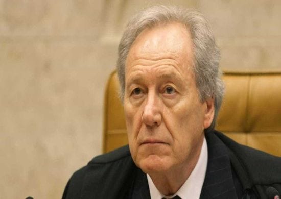 Lewandowski determina reajuste no salário de servidores já em 2019